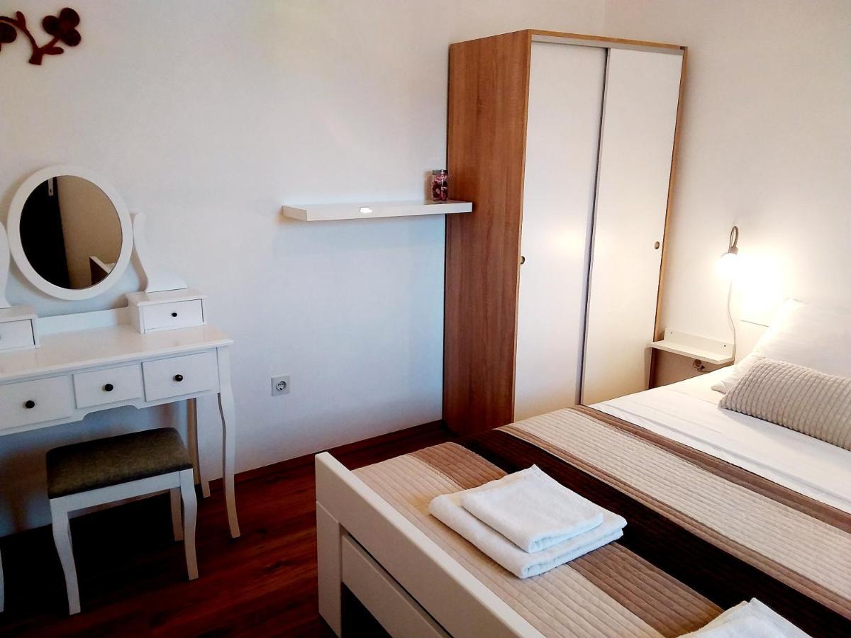 PUY Apartman Tomo מראה חיצוני תמונה